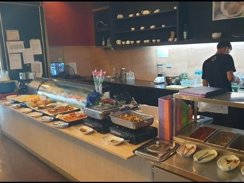 Kay Hotel And Residences Angeles 3*,